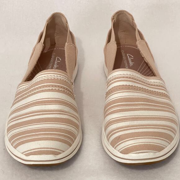 Clarks Cloud Steppers Slip On Shoes Womens 8.5 Tan White Striped Cushion Comfort - Picture 4 of 8